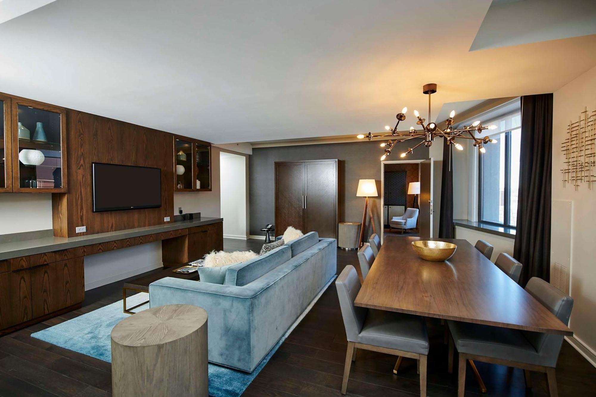 The Lofton Hotel Minneapolis, Tapestry Collection By Hilton Exterior photo