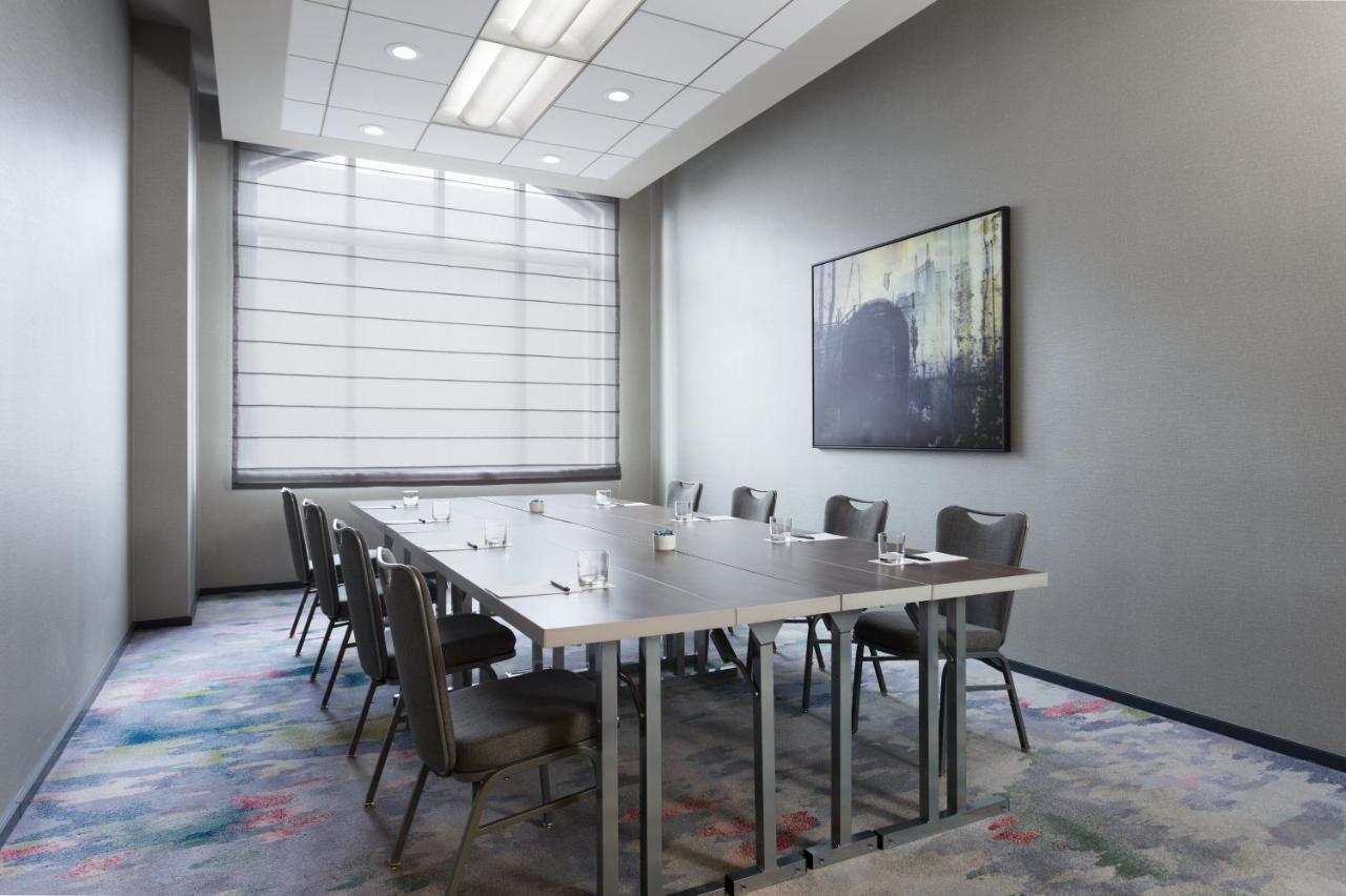 The Lofton Hotel Minneapolis, Tapestry Collection By Hilton Exterior photo